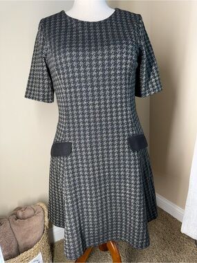DKNY Black and Gray Houndstooth Short-Sleeve Mini Dress